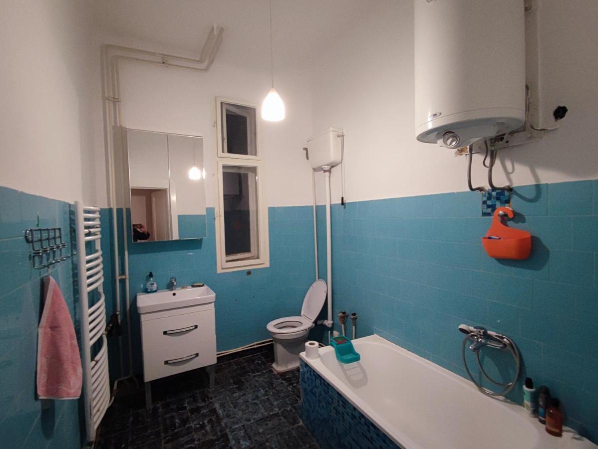 Vintage Apartment In The Center Of Novi Sad Exterior foto